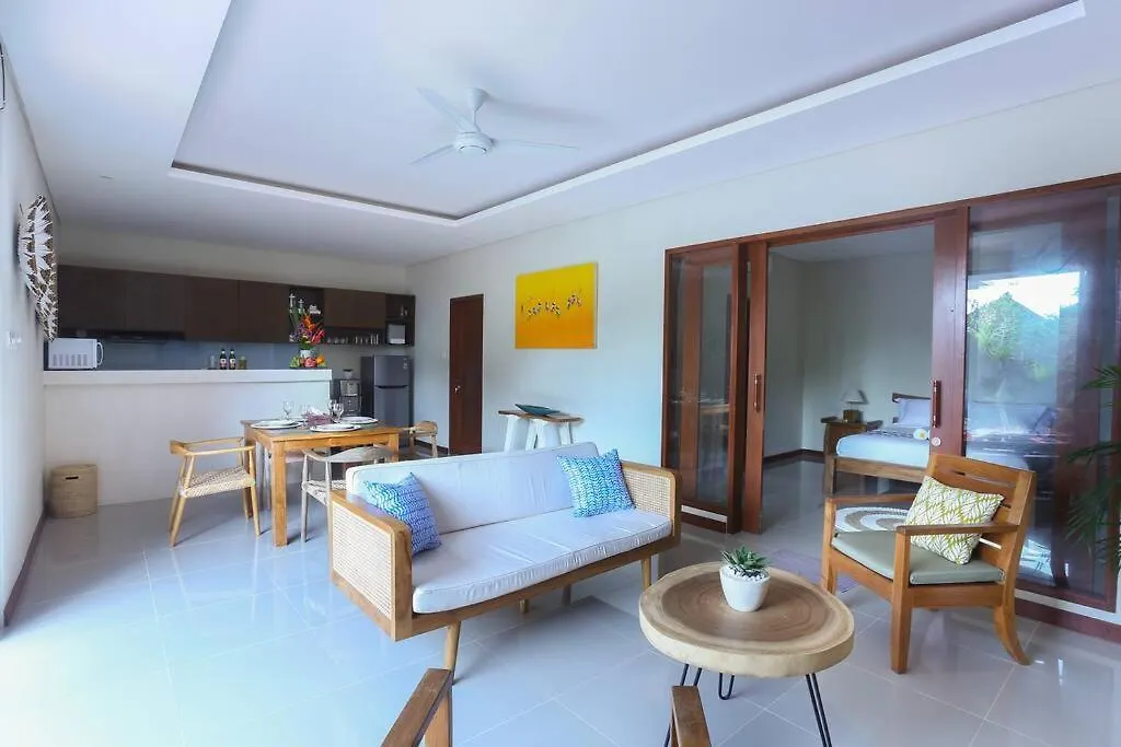 Villa Kami. Seminyak  Seminyak (Bali)